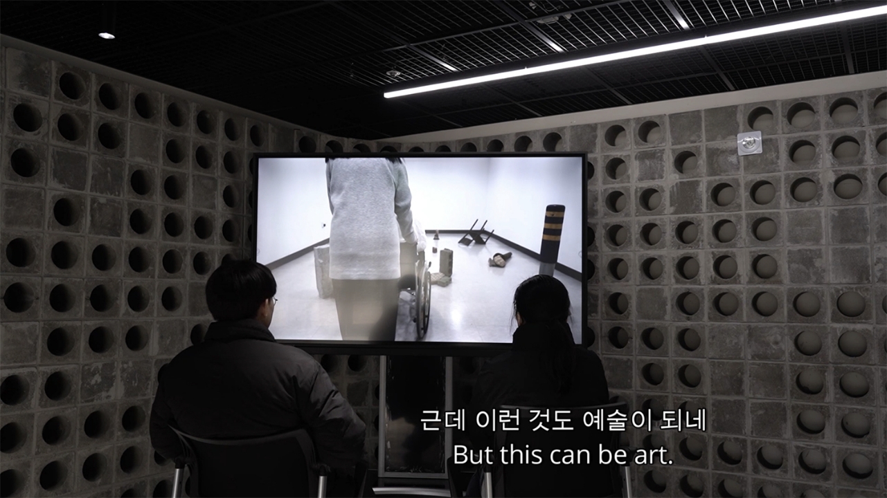 [전시 및 작업 사진 placeholder]