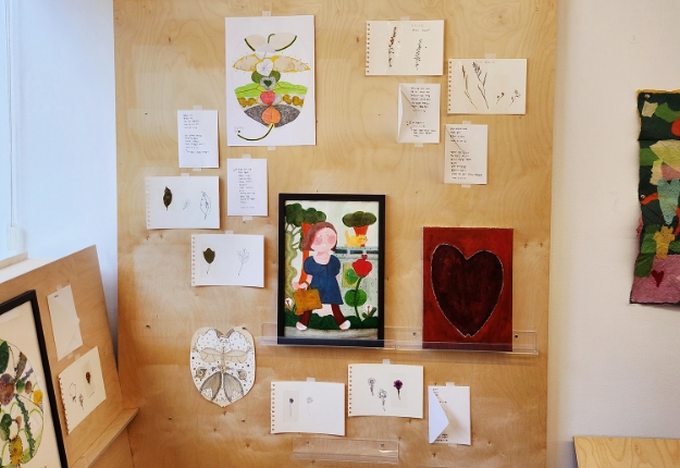 [붉은 박스 placeholder]